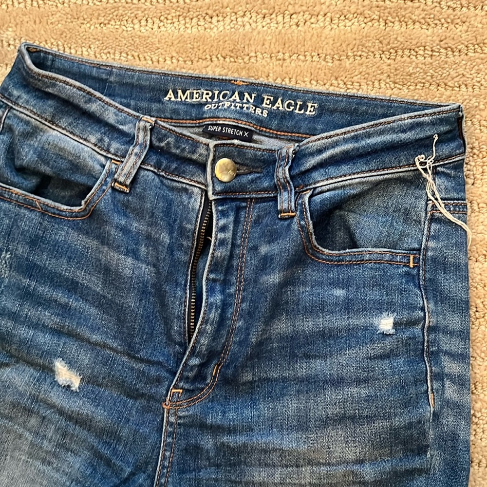 American Eagle super stretch distressed skinny jeans
